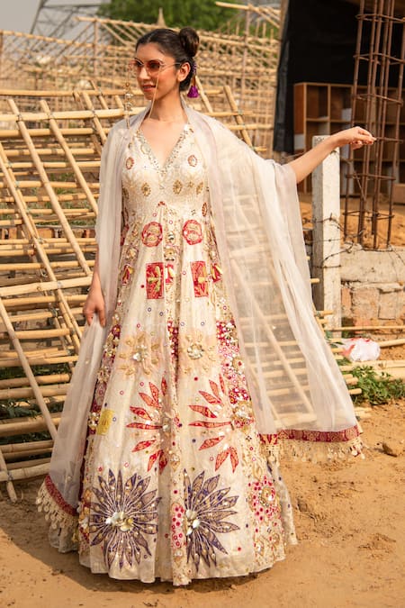 Soniya G Ivory Silk Blend Embroidered Chitta And Mirror Work Anarkali With Dupatta 