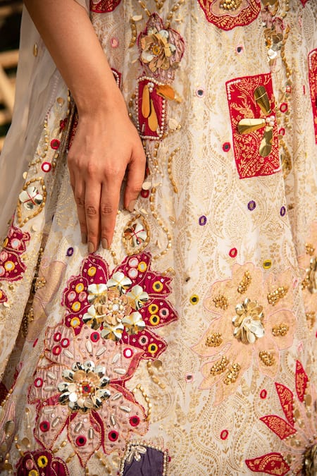 Shop Soniya G Ivory Silk, Cotton, Georgette Mirrors, Chitta And Work Anarkali With Dupatta Online at Aza Fashions Shop_Soniya G_Ivory Silk, Cotton, Georgette Mirrors, Chitta And Work Anarkali With Dupatta _Online_at_Aza_Fashions