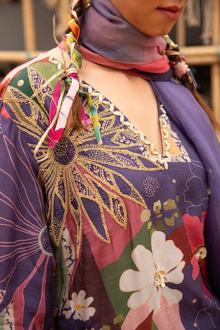 Shop_Soniya G_Purple Silk, Cotton Embroidery, Beads V-neck Printed Kurta Pant Set _Online_at_Aza_Fashions