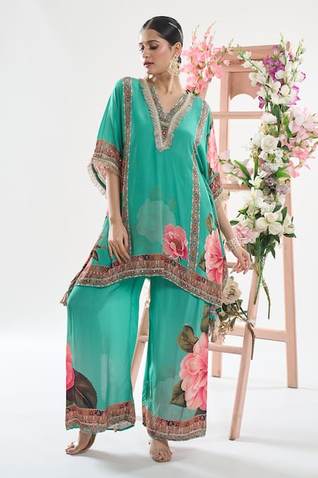 Basanti - Kapde Aur Koffee x AZA Green Crepe Printed Sequins V Neck Floral Kurta And Pant Co-ord Set