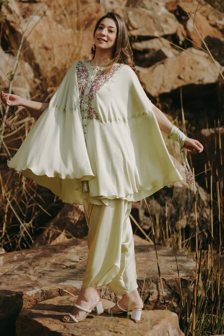 Buy_Kaprapan By Anaita Shah_Green Satin, Chiffon, Polyester Scatter Embroidered Kaftan Kurta And Pant Set