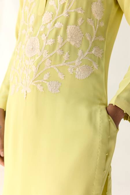 Shyam Narayan Prasad_Yellow Georgette Embroidery, Sequins Round Neck Floral Hand Kurta Set _Online_at_Aza_Fashions