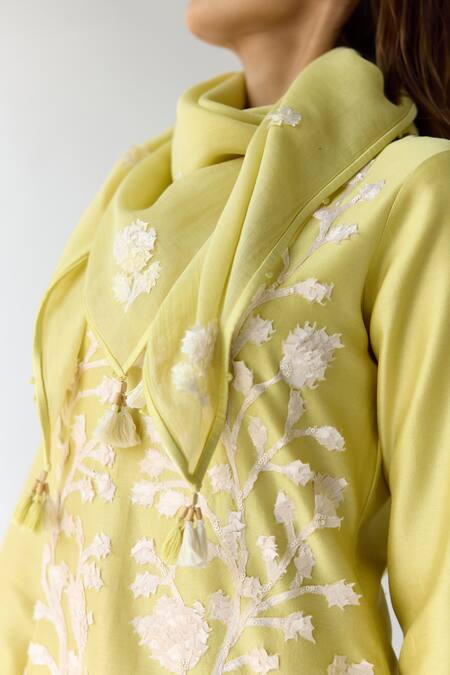 Shyam Narayan Prasad_Yellow Chanderi Embroidery, Sequins Round Neck Floral Hand Kurta Set _Online_at_Aza_Fashions