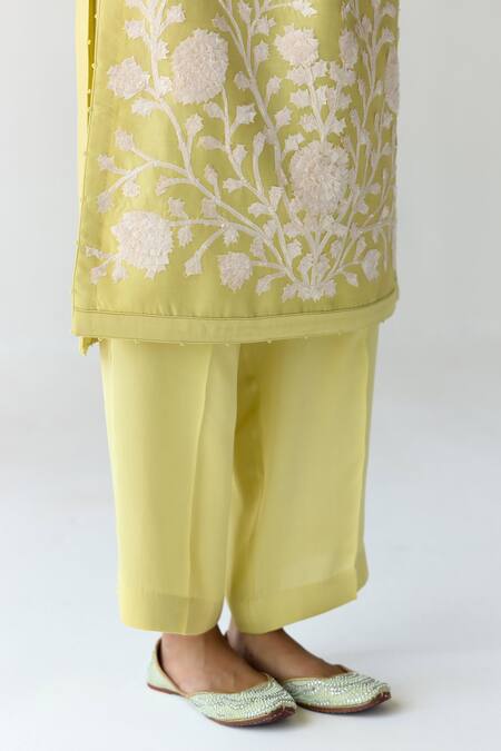Shyam Narayan Prasad_Yellow Chanderi Embroidery, Sequins Round Neck Floral Hand Kurta Set _at_Aza_Fashions