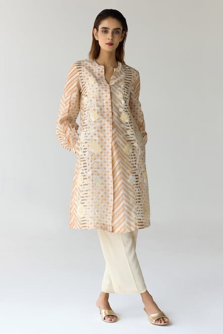 Shyam Narayan Prasad_Beige Chanderi, Georgette Embroidery, Sequins Hand Block Print Kurta Trouser Set _at_Aza_Fashions