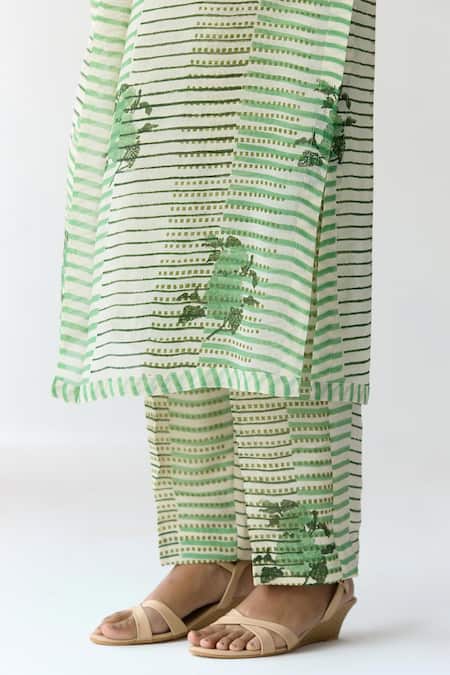 Shop_Shyam Narayan Prasad_Green Organza Embroidery Round Neck Hand Block Print Kurta And Trouser Set _Online_at_Aza_Fashions