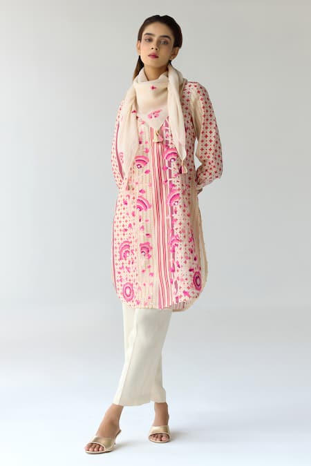 Shyam Narayan Prasad Pink Chanderi Hand Block Printed Floral Stand Collar Kurta Pant Set 