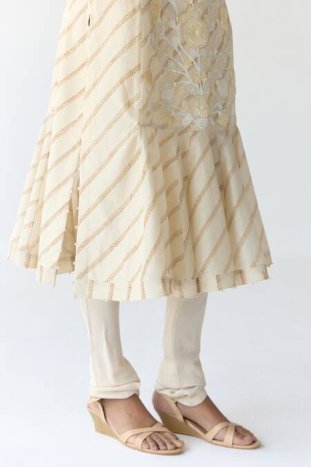Shyam Narayan Prasad_Beige Chanderi Embroidery, Sequins Round Neck Floral Striped Kurta Set _at_Aza_Fashions