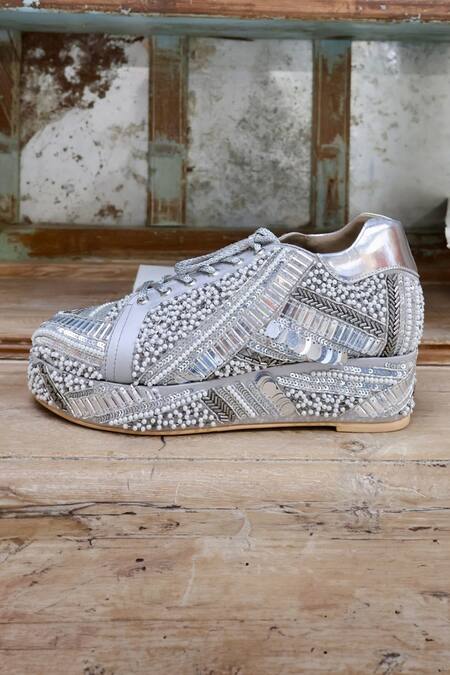 Buy Tiesta Grey Poppy Embellished Bridal Sneaker Platform Wedges Online at Aza Fashions Buy_Tiesta_Grey Poppy Embellished Bridal Sneaker Platform Wedges _Online_at_Aza_Fashions