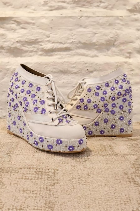 Tiesta White Pearls Lavender Bloom Embroidered Sneaker Wedges