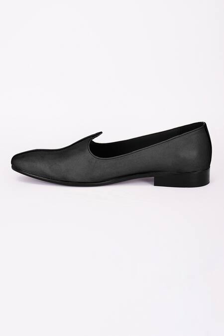 Bubber Couture Grey Asher Solid Pointed-toe Mojdi Online at Aza Fashions Bubber Couture_Grey Asher Solid Pointed-toe Mojdi _Online_at_Aza_Fashions