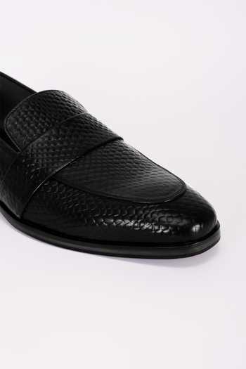 Buy_Bubber Couture_Black Jackson Mesh Pointed-toe Moccasin Shoes _Online_at_Aza_Fashions