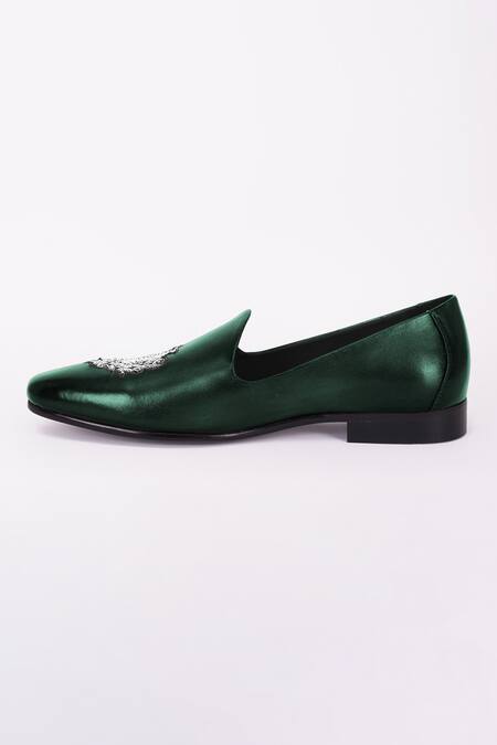 Bubber Couture Green Embroidery Reed Pointed-toe Mojdi Online at Aza Fashions Bubber Couture_Green Embroidery Reed Pointed-toe Mojdi _Online_at_Aza_Fashions