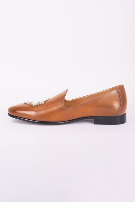 Bubber Couture_Brown Tanner Embroidered Pointed-toe Mojdi _Online_at_Aza_Fashions