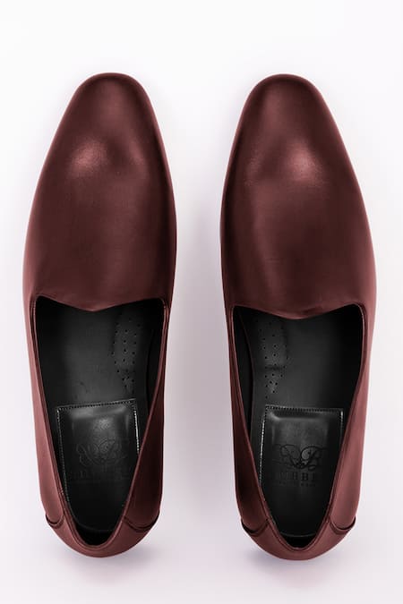 Bubber Couture Zane Solid Pointed-Toe Mojdi 