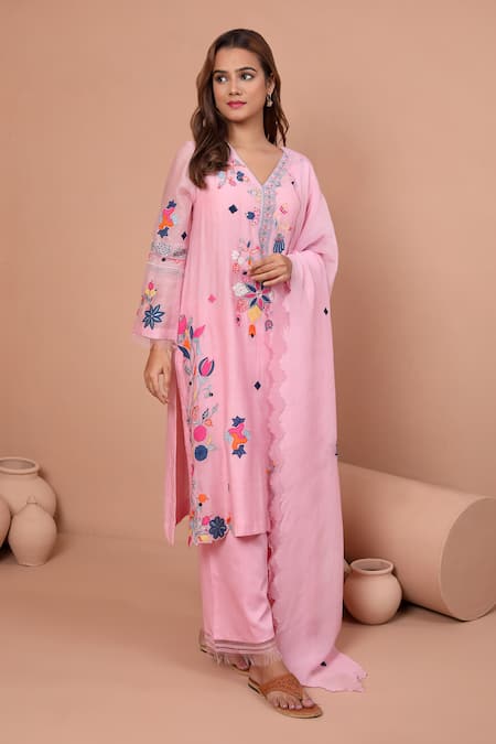 Shop Shetab Kazmi Pink Chanderi, Cotton Embroidery, Patchwork V-neck Floral Kurta Culottes Set at Aza Fashions Shop_Shetab Kazmi_Pink Chanderi, Cotton Embroidery, Patchwork V-neck Floral Kurta Culottes Set _at_Aza_Fashions