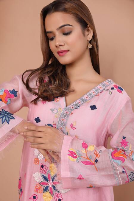 Buy Shetab Kazmi Pink Chanderi, Cotton Embroidery, Patchwork V-neck Floral Kurta Culottes Set Online at Aza Fashions Buy_Shetab Kazmi_Pink Chanderi, Cotton Embroidery, Patchwork V-neck Floral Kurta Culottes Set _Online_at_Aza_Fashions