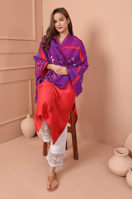 Shetab Kazmi Red Chanderi, Cotton Embroidery, Patchwork Mandarin Floral Kurta Palazzo Set at Aza Fashions Shetab Kazmi_Red Chanderi, Cotton Embroidery, Patchwork Mandarin Floral Kurta Palazzo Set _at_Aza_Fashions