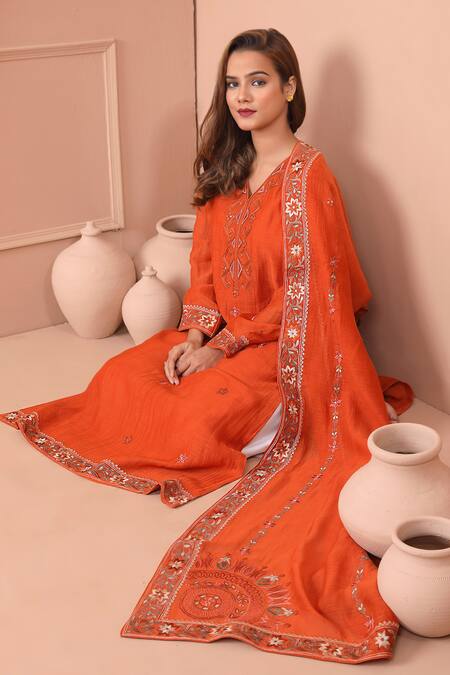 Shop_Shetab Kazmi_Orange Chanderi Embroidery V-neck Floral Jaal Kurta Palazzo Set _Online_at_Aza_Fashions