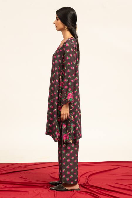 Shetab Kazmi_Black Crepe Sequins Asymmetric Floral Print Kurta Pant Set _Online_at_Aza_Fashions