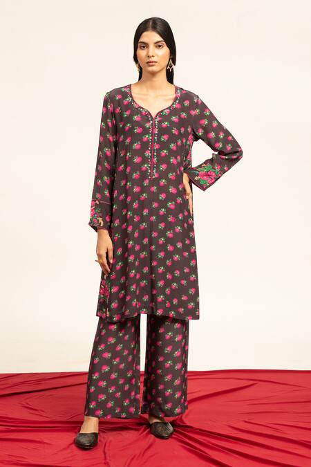 Shetab Kazmi_Black Crepe Sequins Asymmetric Floral Print Kurta Pant Set _at_Aza_Fashions