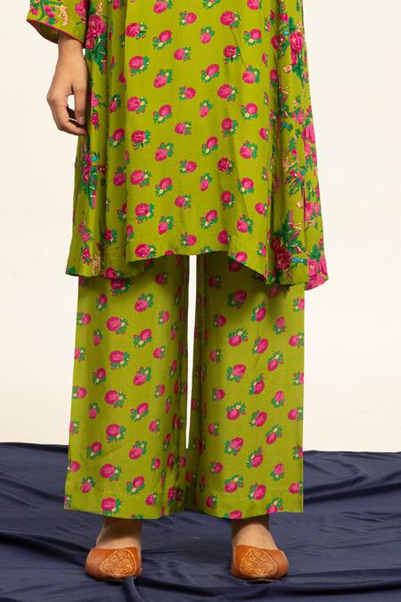 Shetab Kazmi_Green Crepe Embroidery, Sequins Round Floral Print Embellished Kurta Pant Set _Online_at_Aza_Fashions