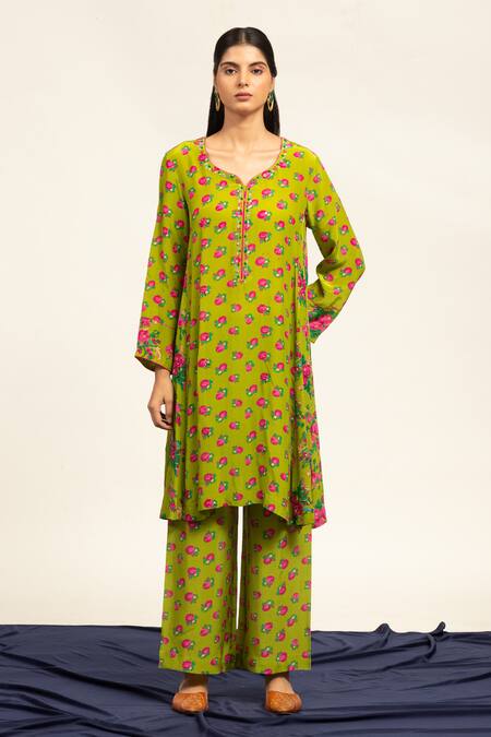 Buy_Shetab Kazmi_Green Crepe Embroidery, Sequins Round Floral Print Embellished Kurta Pant Set _Online_at_Aza_Fashions