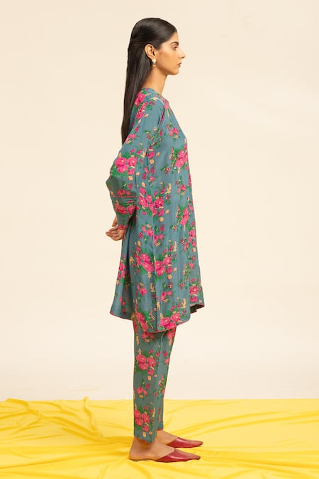 Shetab Kazmi Blue Crepe Embroidery, Sequins, Beads Round Neck Botanic Print Kurta With Salwar at Aza Fashions Shetab Kazmi_Blue Crepe Embroidery, Sequins, Beads Round Neck Botanic Print Kurta With Salwar _at_Aza_Fashions