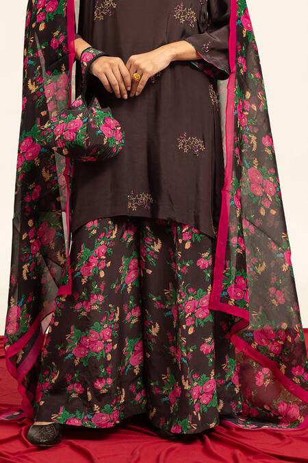 Buy_Shetab Kazmi_Black Crepe, Chiffon Sequins, Beads Star Embellished Kurta Printed Sharara Set _Online_at_Aza_Fashions