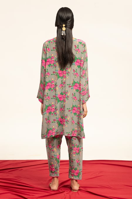 Shop Shetab Kazmi Grey Crepe Sequins, Beads Round Neck Botanic Print Kurta With Salwar at Aza Fashions Shop_Shetab Kazmi_Grey Crepe Sequins, Beads Round Neck Botanic Print Kurta With Salwar _at_Aza_Fashions