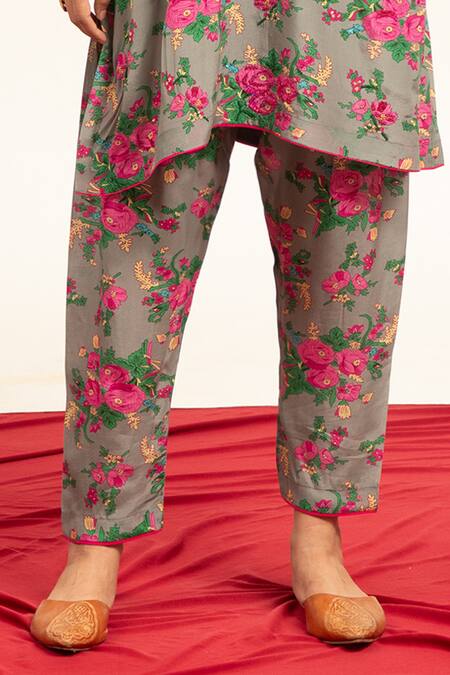 Shetab Kazmi Grey Crepe Sequins, Beads Round Neck Botanic Print Kurta With Salwar Online at Aza Fashions Shetab Kazmi_Grey Crepe Sequins, Beads Round Neck Botanic Print Kurta With Salwar _Online_at_Aza_Fashions