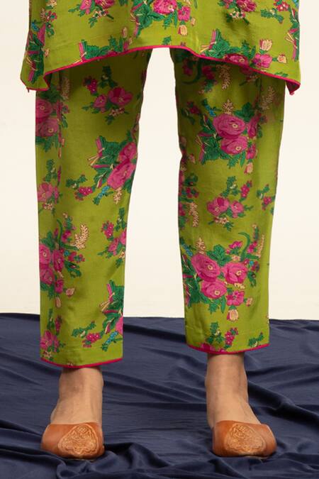 Buy Shetab Kazmi Green Crepe Sequins, Beads Round Neck Printed Kurta With Salwar Online at Aza Fashions Buy_Shetab Kazmi_Green Crepe Sequins, Beads Round Neck Printed Kurta With Salwar _Online_at_Aza_Fashions