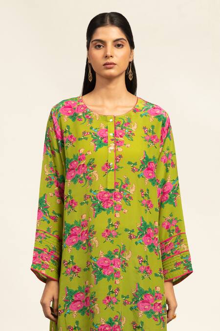 Shop Shetab Kazmi Green Crepe Sequins, Beads Round Neck Printed Kurta With Salwar Online at Aza Fashions Shop_Shetab Kazmi_Green Crepe Sequins, Beads Round Neck Printed Kurta With Salwar _Online_at_Aza_Fashions