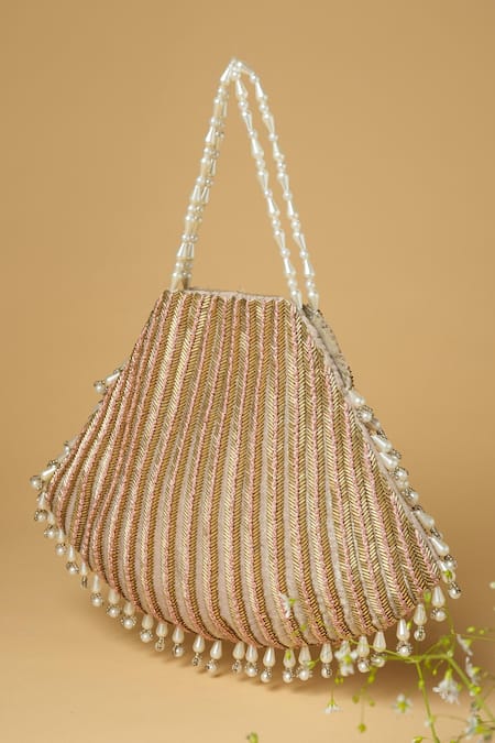 ClutcH'D Cutdana Embellished Bag 