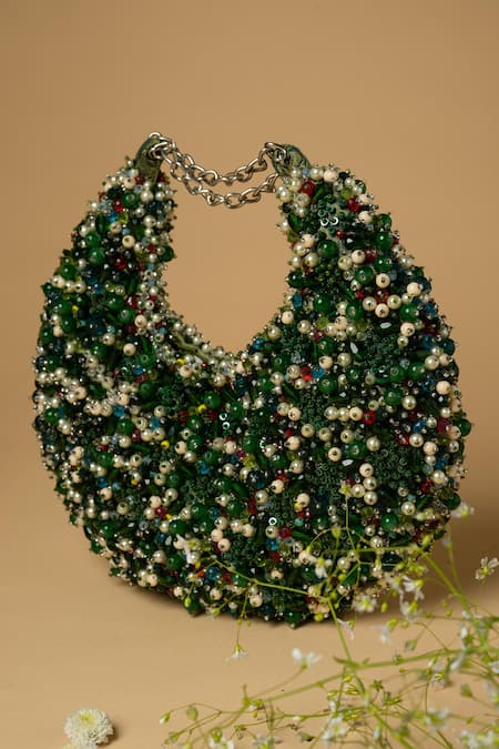 ClutcH'D Shell Embellished Bag 