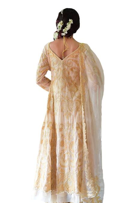 Buy_Farha Syed_Ivory Handloom Cotton, Muslin, Organza Cut Work, Applique Anarkali Pant Set 