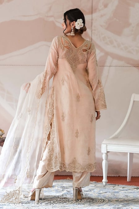 Farha Syed Ivory Chanderi, Muslin, Organza Pearls, Cut And Cutdana Embroidered Kurta Pant Set Online at Aza Fashions Farha Syed_Ivory Chanderi, Muslin, Organza Pearls, Cut And Cutdana Embroidered Kurta Pant Set _Online_at_Aza_Fashions