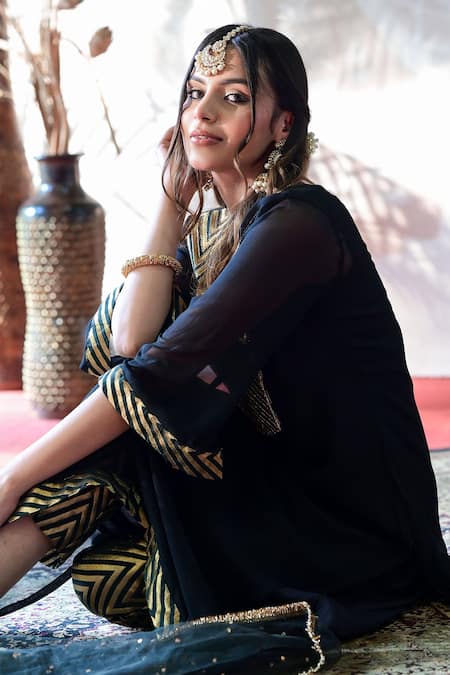 Buy Farha Syed Black Georgette, Brocade, Tulle Embroidery V-neck Geometric Kurta Pant Set Online at Aza Fashions Buy_Farha Syed_Black Georgette, Brocade, Tulle Embroidery V-neck Geometric Kurta Pant Set _Online_at_Aza_Fashions