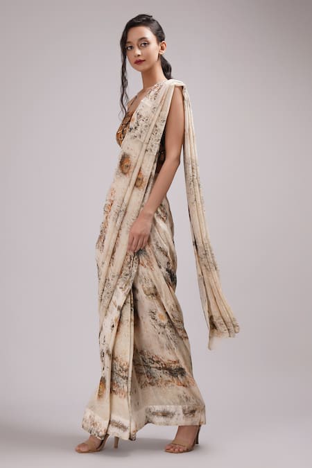 Breathe By Aakanksha Singh Nasrin Printed Pre-Pleated Saree With Blouse 