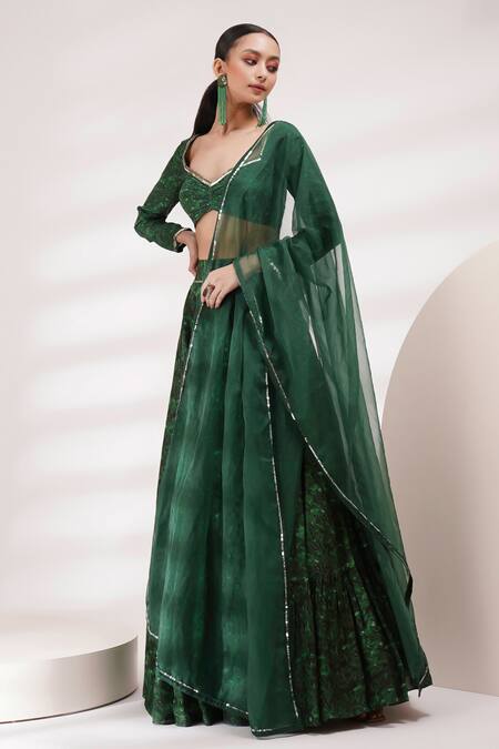 Breathe By Aakanksha Singh Green Organza, Cotton, Silk Embroidery Polo Clover Abstract Print Lehenga Set at Aza Fashions Breathe By Aakanksha Singh_Green Organza, Cotton, Silk Embroidery Polo Clover Abstract Print Lehenga Set _at_Aza_Fashions