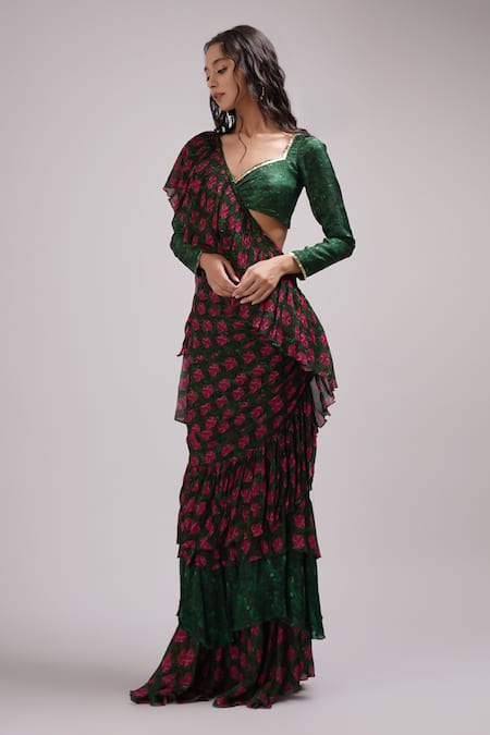 Buy Breathe By Aakanksha Singh Green Chiffon, Cotton, Silk Sweetheart Cosmos Print Pre-draped Saree With Blouse Online at Aza Fashions Buy_Breathe By Aakanksha Singh_Green Chiffon, Cotton, Silk Sweetheart Cosmos Print Pre-draped Saree With Blouse _Online_at_Aza_Fashions