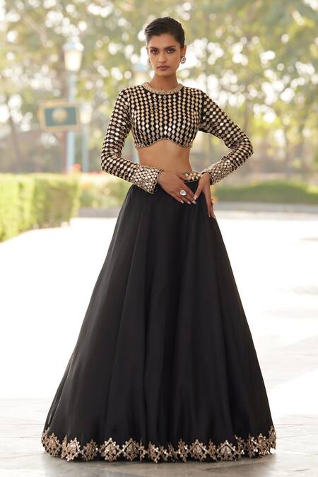 Vvani By Vani Vats_Black Georgette, Organza Mirrors Round Neck Embroidered Lehenga Set _at_Aza_Fashions