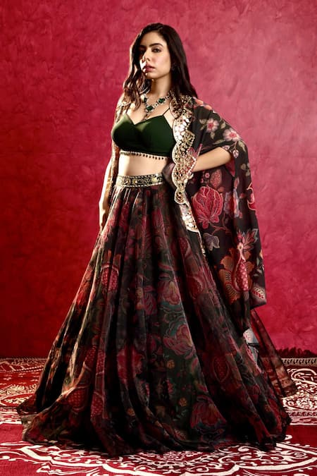 Rashika Sharma Green Blouse And Dupatta Georgette Printed Floral Cape Naisha Lehenga Set  4