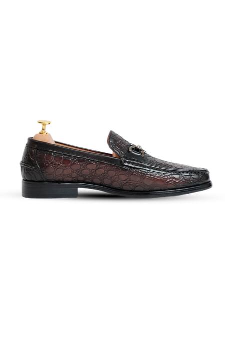 Shop Vantier Brown Horsebit Pebble Textured Shoes Online at Aza Fashions Shop_Vantier_Brown Horsebit Pebble Textured Shoes _Online_at_Aza_Fashions