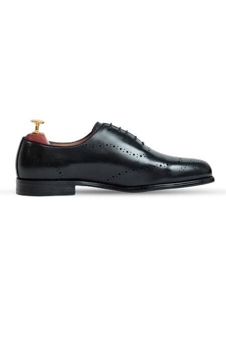 Vantier_Black Buckles Mason Bruno Lace-up Brogue Shoes _Online_at_Aza_Fashions