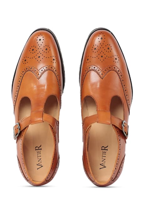 Shop Vantier Brown Cut Work Churchill Cutout Leather Sandals at Aza Fashions Shop_Vantier_Brown Cut Work Churchill Cutout Leather Sandals _at_Aza_Fashions