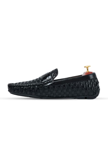 Vantier Black Weave Textured Leather Loafers Online at Aza Fashions Vantier_Black Weave Textured Leather Loafers _Online_at_Aza_Fashions