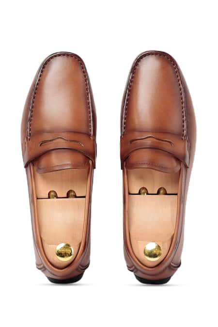 Shop Vantier Brown Markchapman Driving Plain Moccasins at Aza Fashions Shop_Vantier_Brown Markchapman Driving Plain Moccasins _at_Aza_Fashions