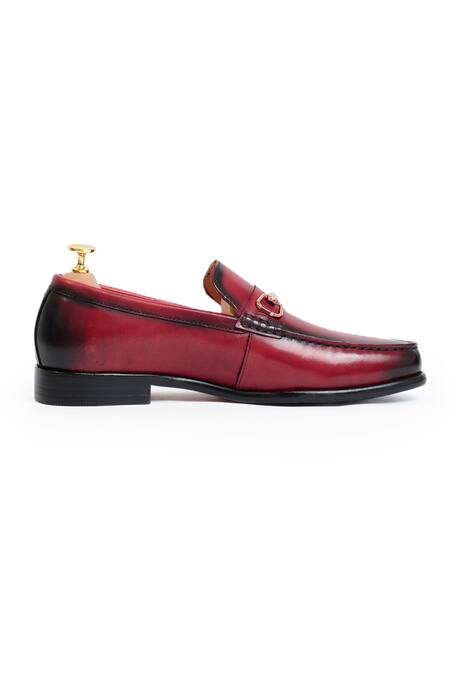 Buy Vantier Wine Buckles Glen Horsebit Slip-on Leather Loafers Online at Aza Fashions Buy_Vantier_Wine Buckles Glen Horsebit Slip-on Leather Loafers _Online_at_Aza_Fashions