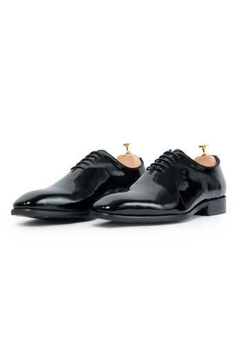 Vantier Black Patent Leather Oxford Shoes Online at Aza Fashions Vantier_Black Patent Leather Oxford Shoes _Online_at_Aza_Fashions
